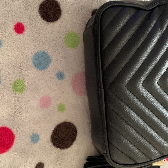 Victoria Secret soft quilted faux leather Fanny packs - Picture 12 of 14